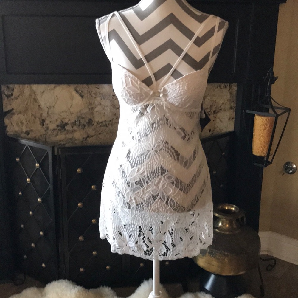 Bridal White Cinema Etoile Chemise/Nighty